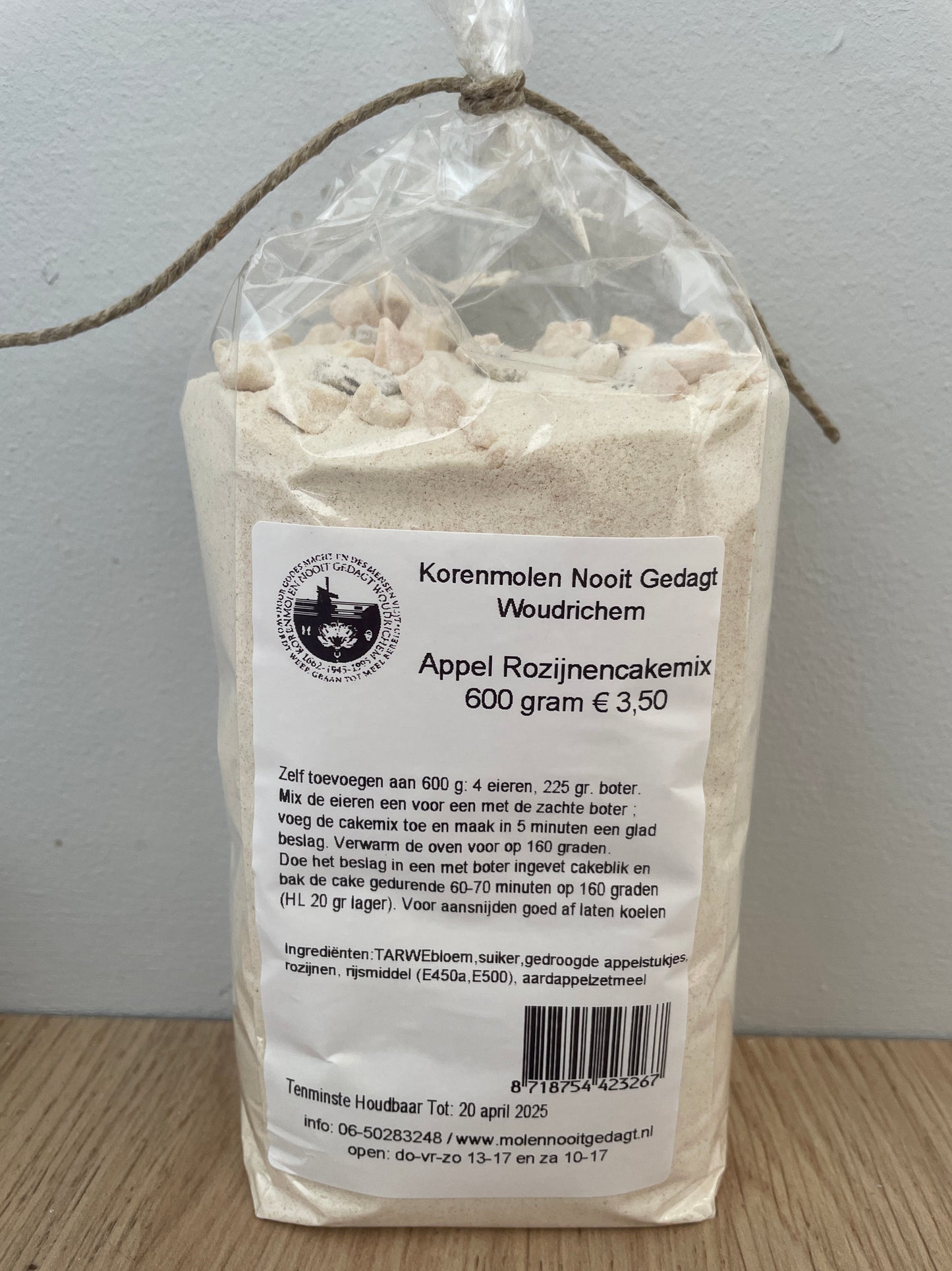 Korenmolen Nooit Gedagt | Appel Rozijnen Cakemix - Cura-Nutritio | Diervoeding & Meststoffen & Bakmixen