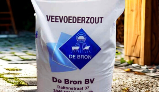 De Bron | Veevoeder Zout ( tegen onkruid) - Cura-Nutritio | Diervoeding & Meststoffen & Bakmixen